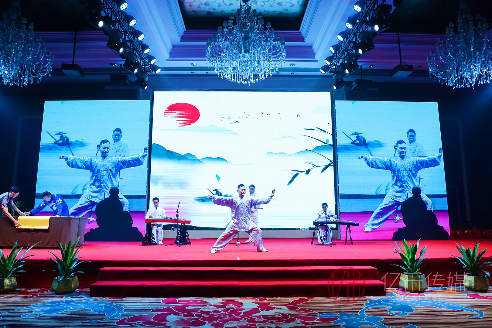 億采（cǎi）文化傳媒