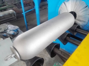 鋼瓶外拋（pāo）機（jī）